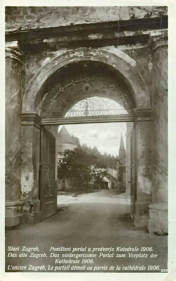Portal zagrebačke katedrale prije 1906. godine
